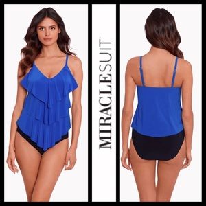 NWOT Miraclesuit Magicsuit Rita Tankini Top